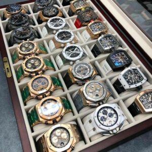 CASUAL WATCH PALLETS