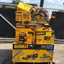 Dewalt tool pallets